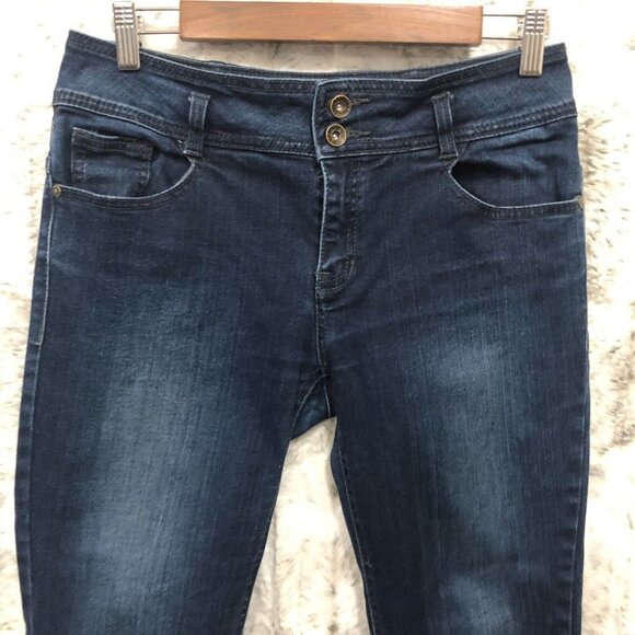 Genviet Women's 2 Button Dark Wash Mid Rise Blue Jeans Size 30 - Picture 4 of 9